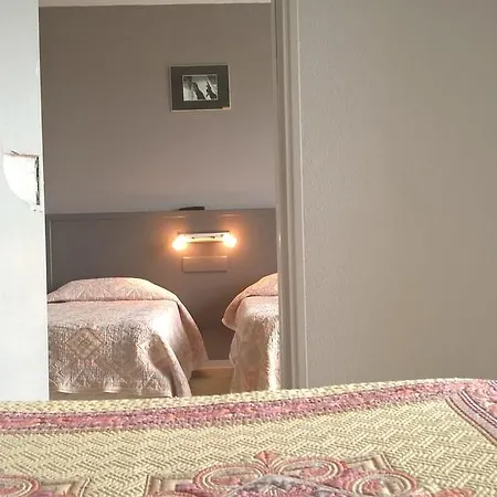 Szálloda Riv'hotel 2*