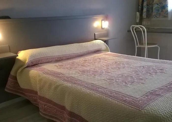 Отель Riv'hotel