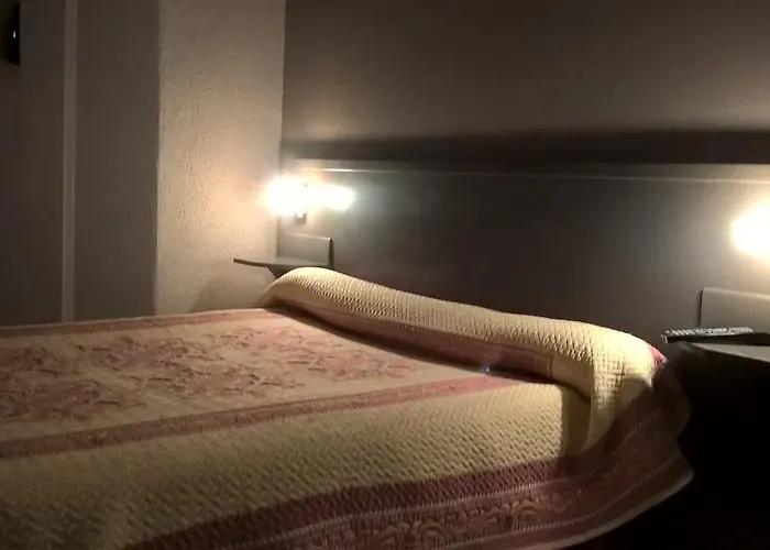 Riv'hotel Отель 2*