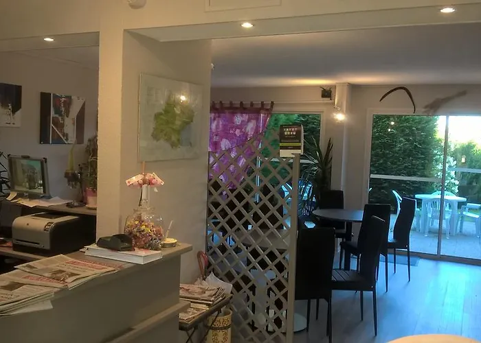 Riv'hotel 2* Maleville