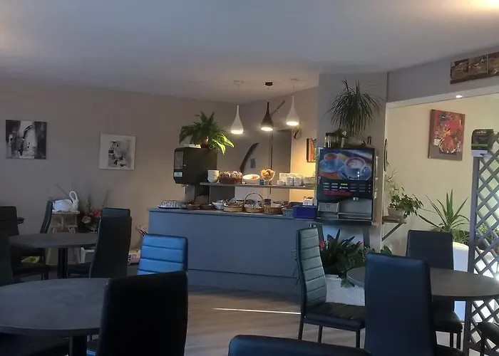 Riv'hotel 2* Maleville