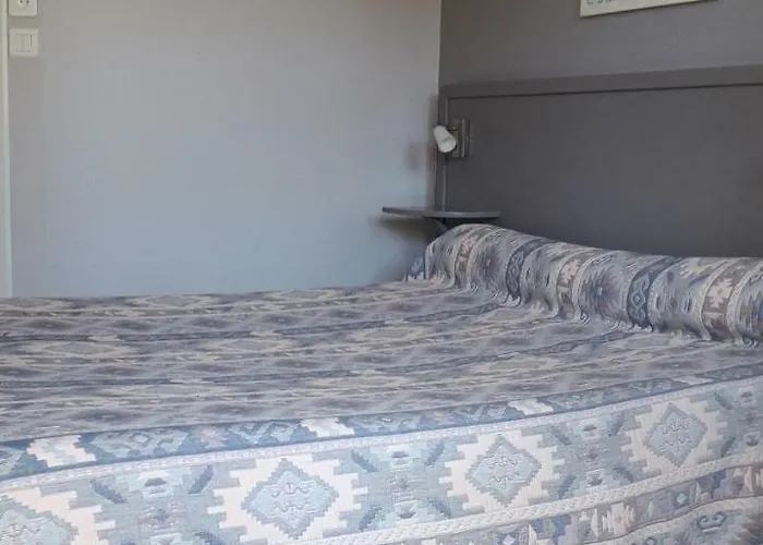 Отель Riv'hotel Maleville